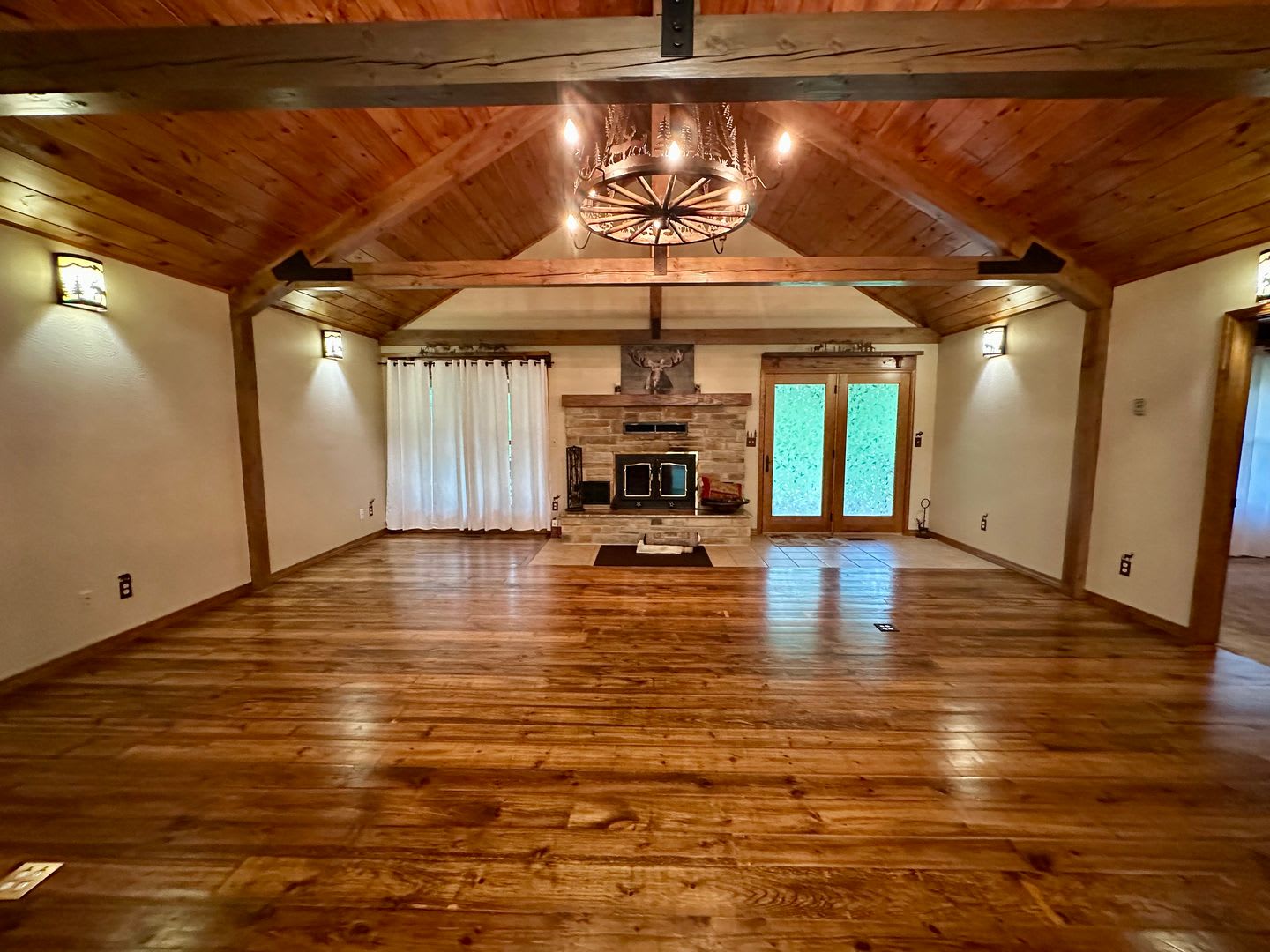 3 bed 2 bath Home in Fordland with 5 acres and a shop – photo 2