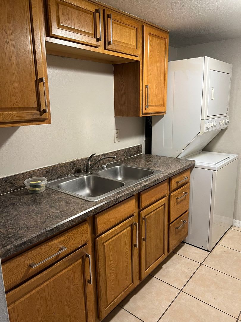 3 Beds 2 Baths Location – photo 4