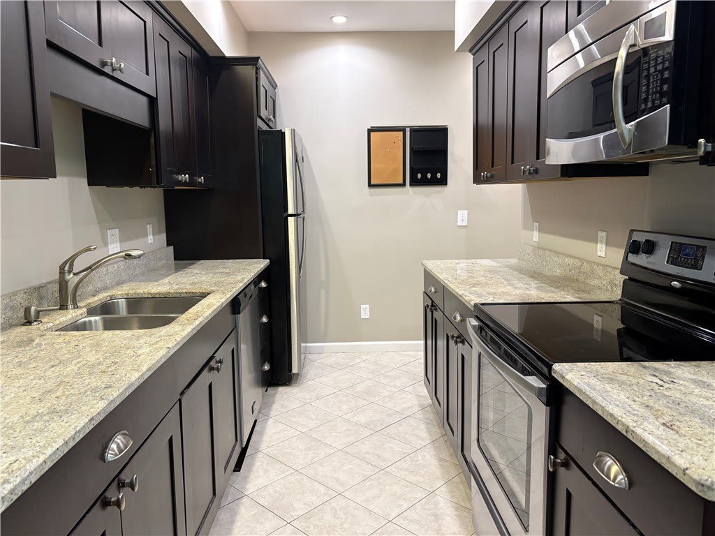 6 Walnut Street – photo 3