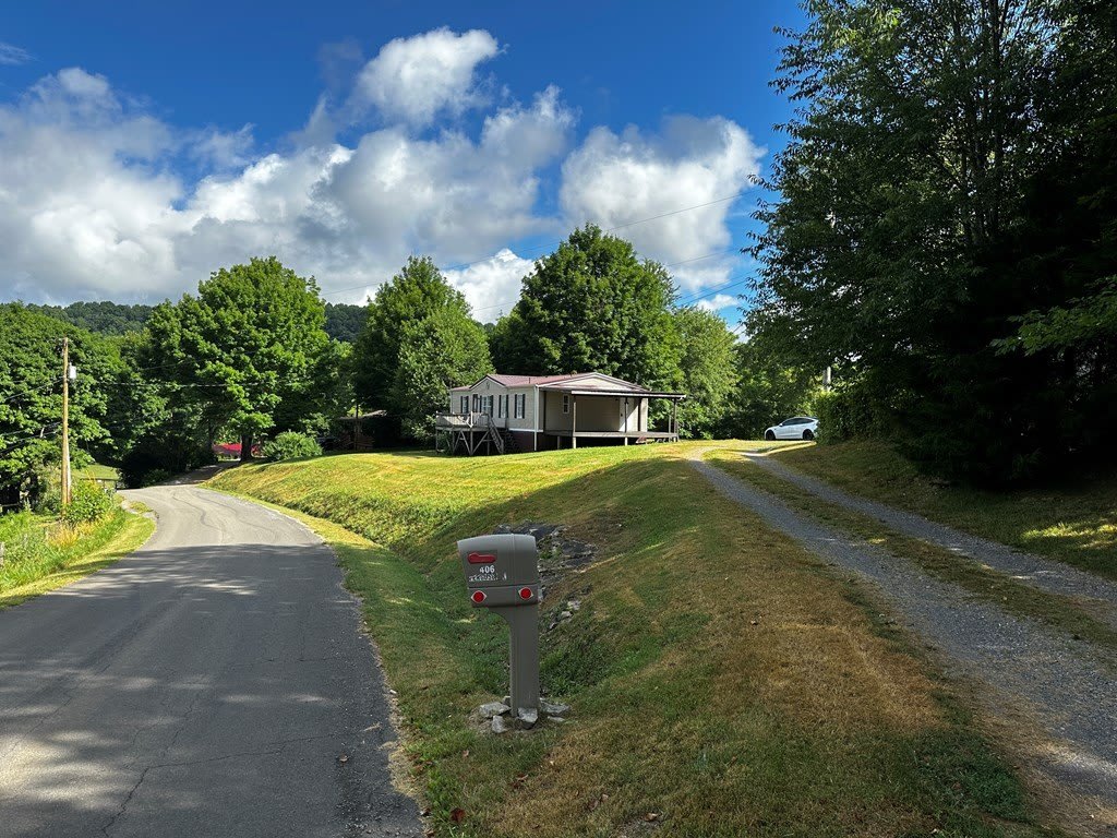 406 Ferguson Lane – photo 3