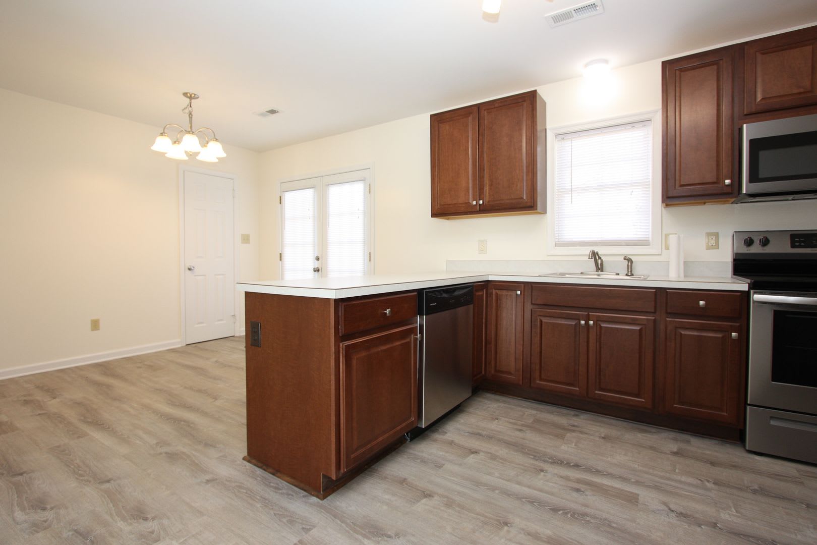 5598 Patricia Drive Newport News 3 BR – photo 4