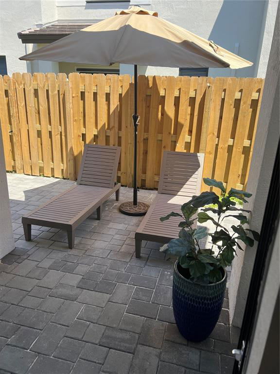 221 Southwest 159Th Way – photo 4