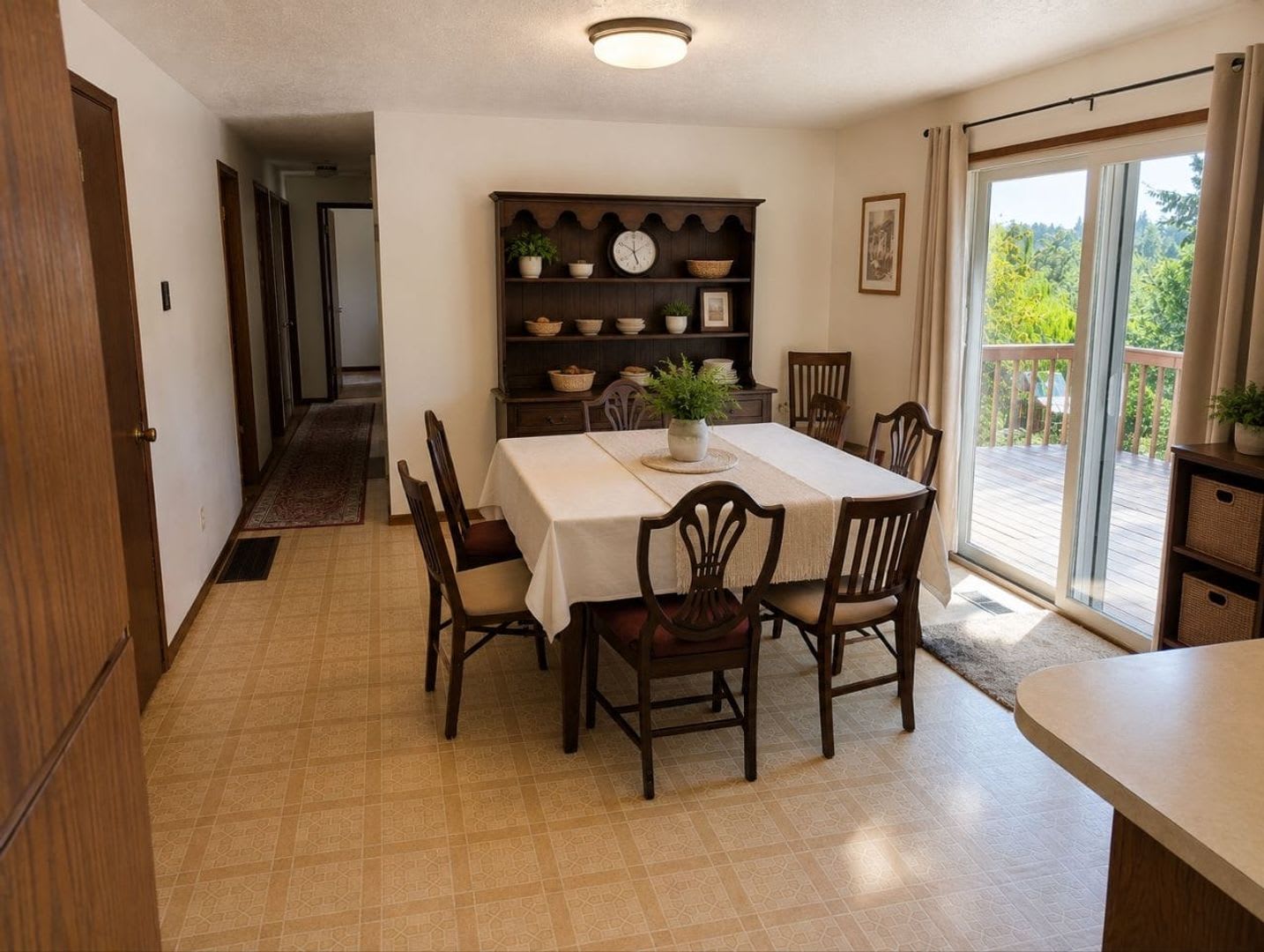Beautiful 6 Bedroom Home In West Linn S Sunset Neighborhood With Huge Daylight Basement Large Private Yard Oversized Deck – photo 5
