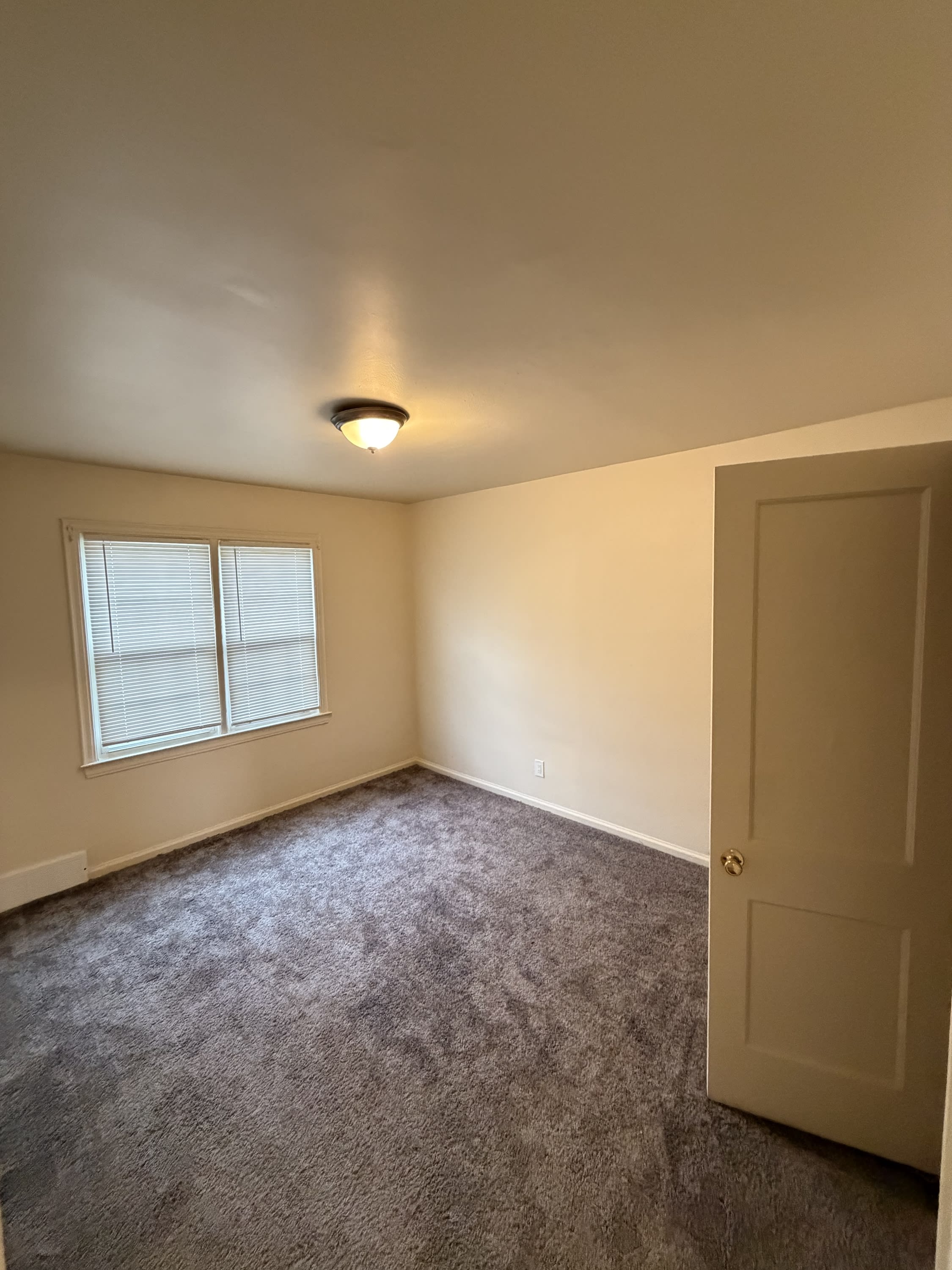 9358 Rutherford Street – photo 3