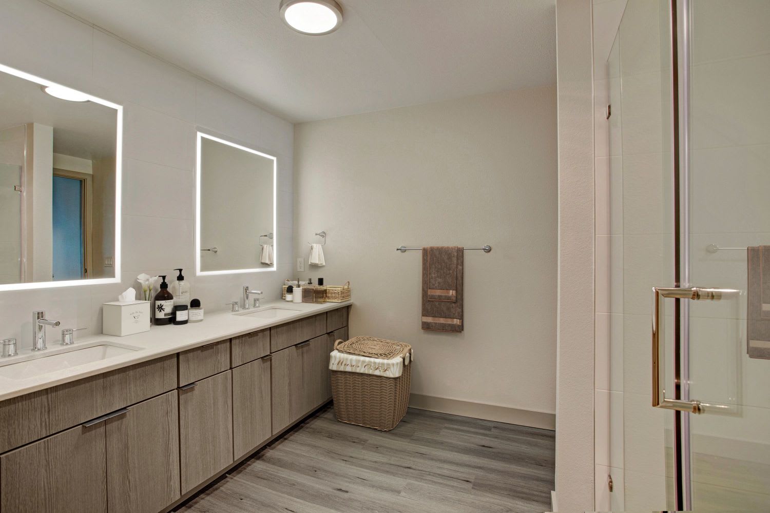 The Carillon Apartments – photo 5