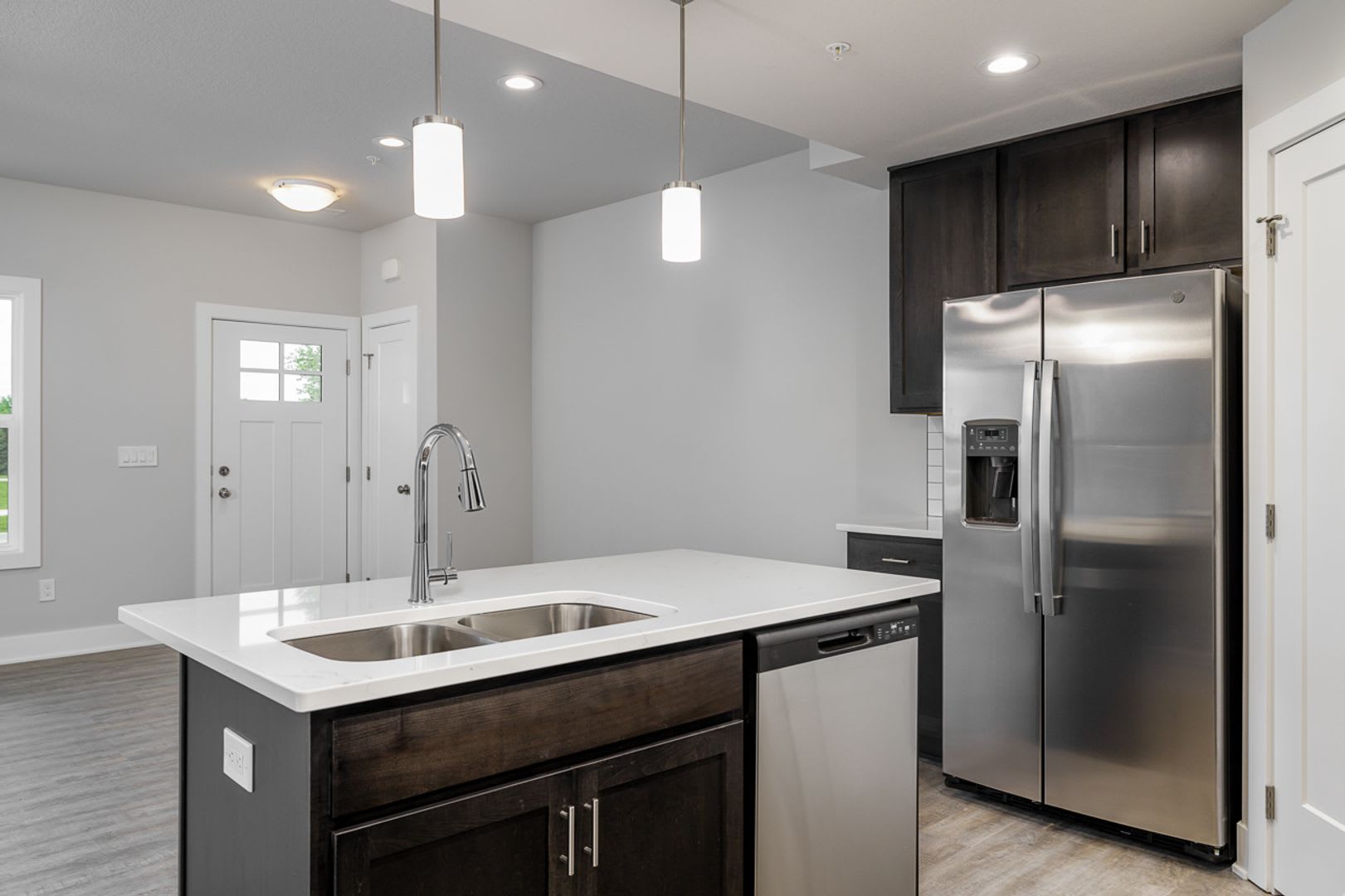 1451 High Road – photo 3