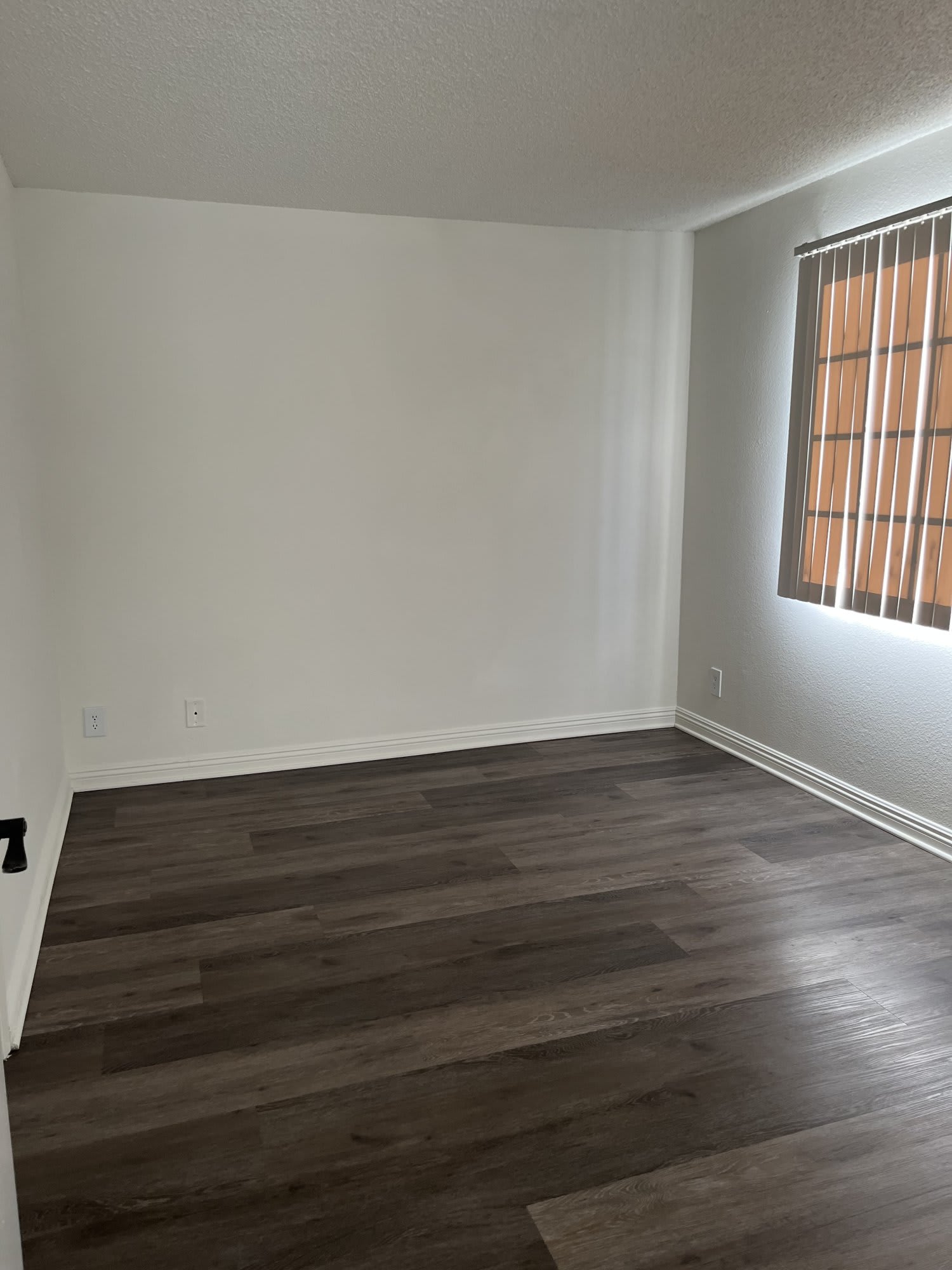 140 N Commonwealth Ave – photo 5