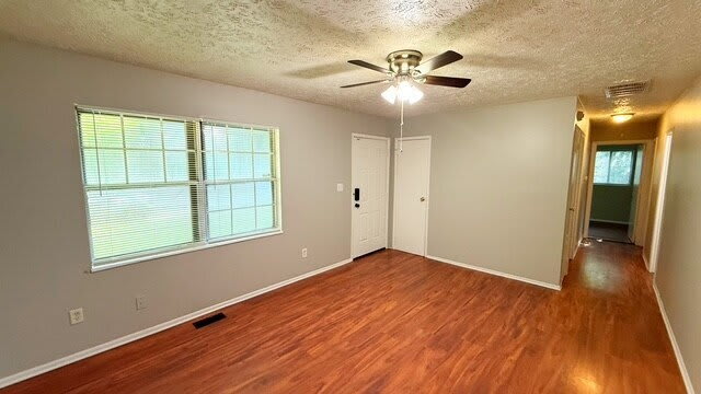 10221 Ridgefield Drive – photo 3