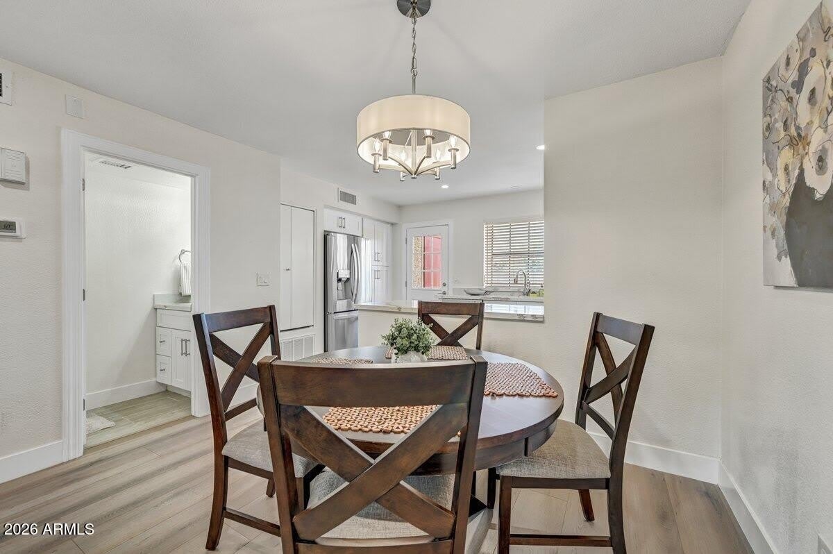 4901 E Kelton Lane – photo 4