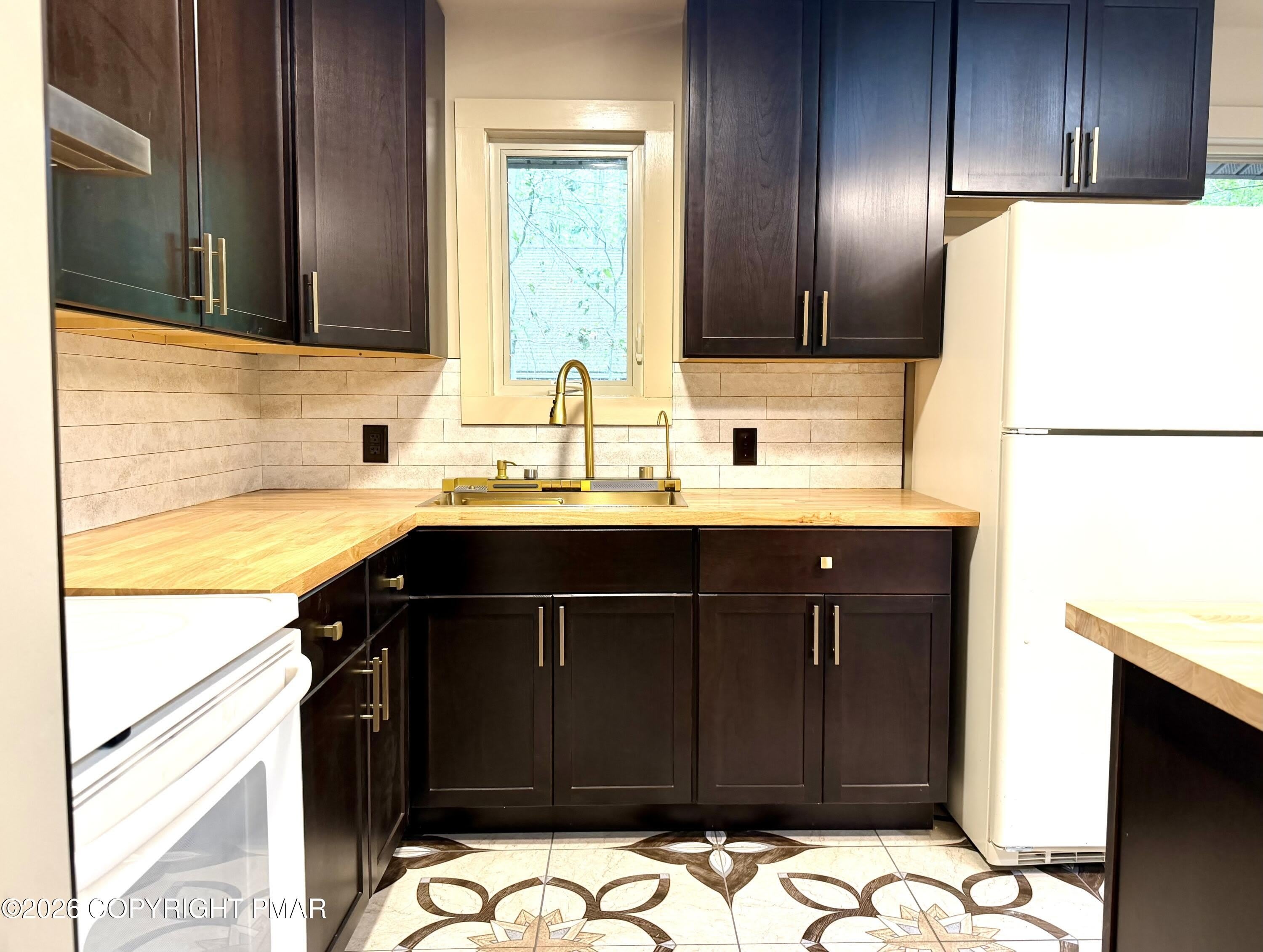 144 Beech Lane – photo 5