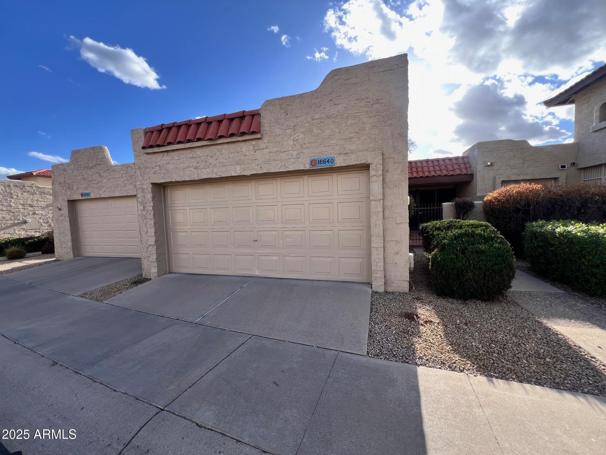 16640 N 29Th Drive – photo 2