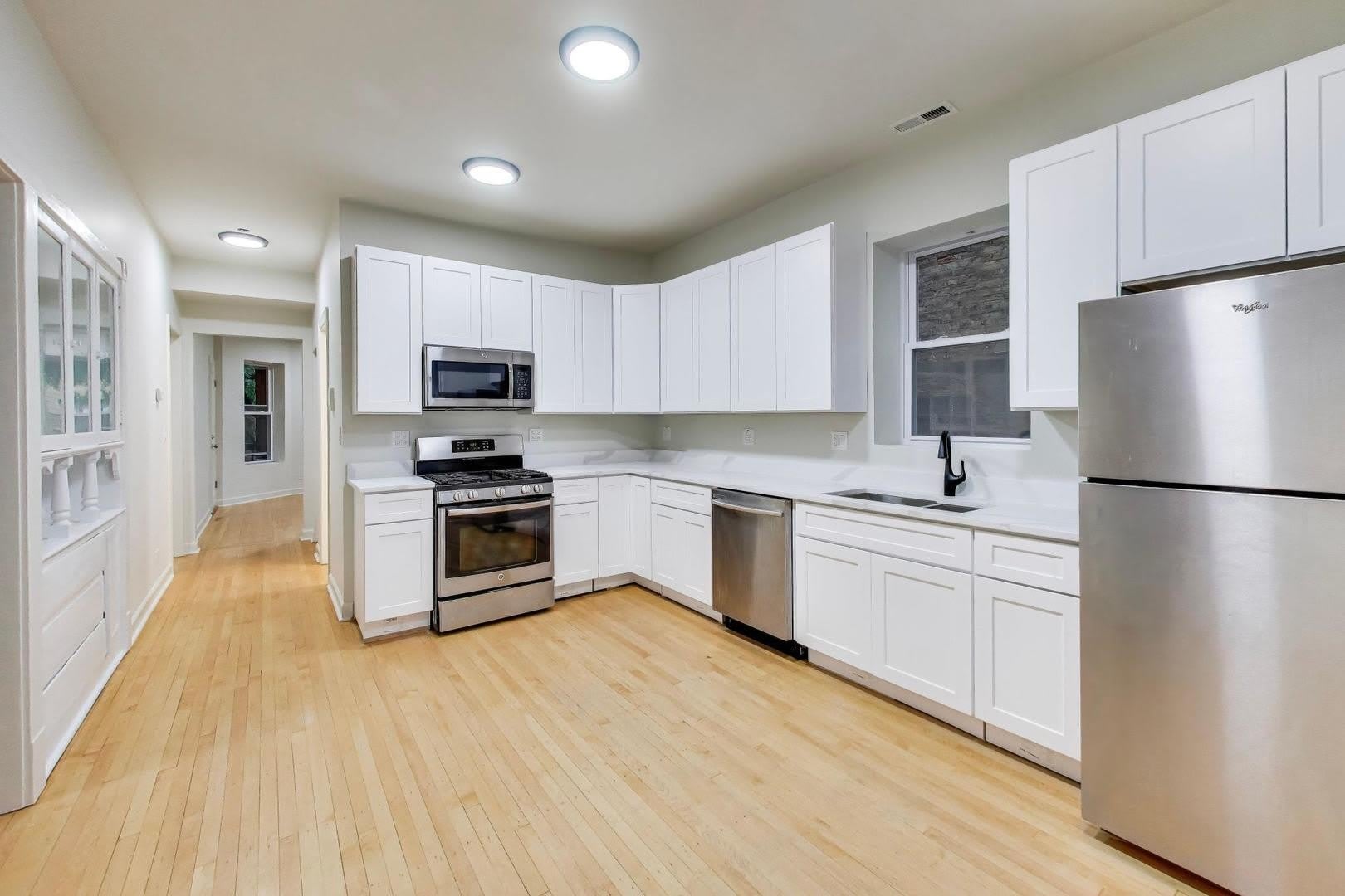 3080 N Davlin Court – photo 5