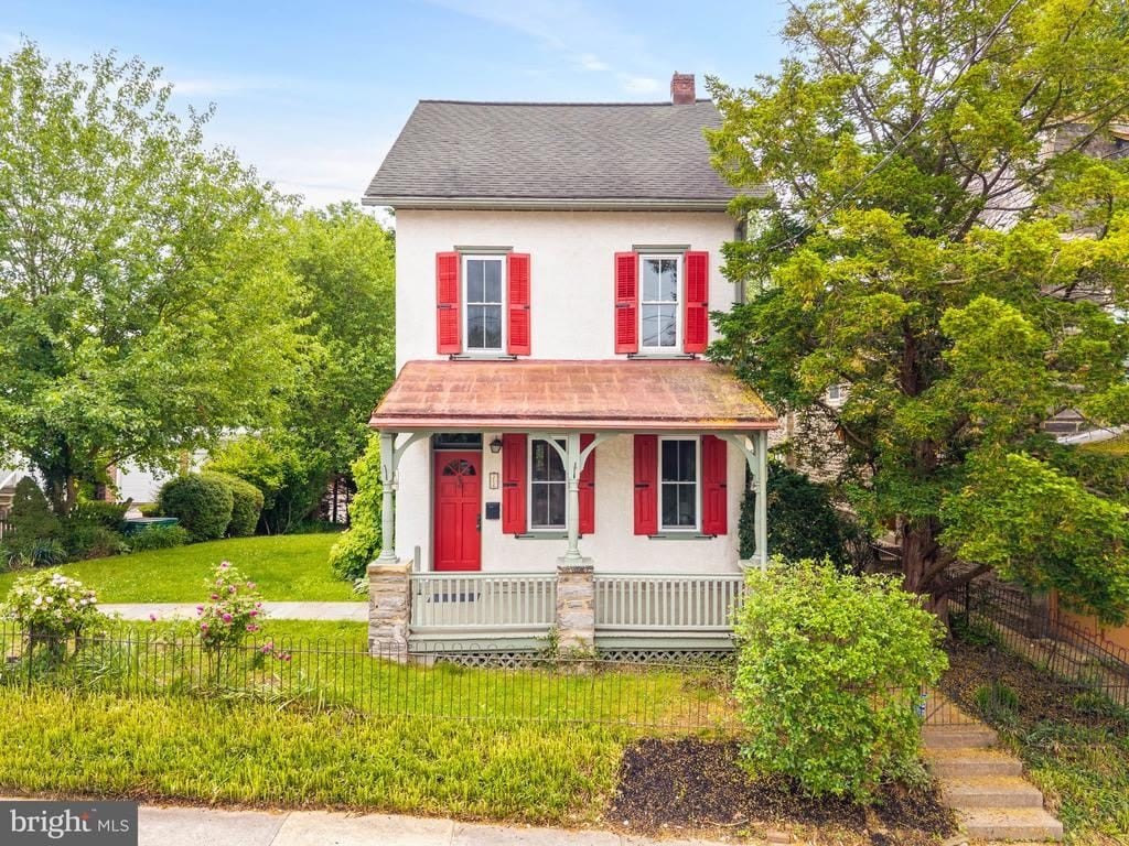 212 E BENEZET STREET – photo 1