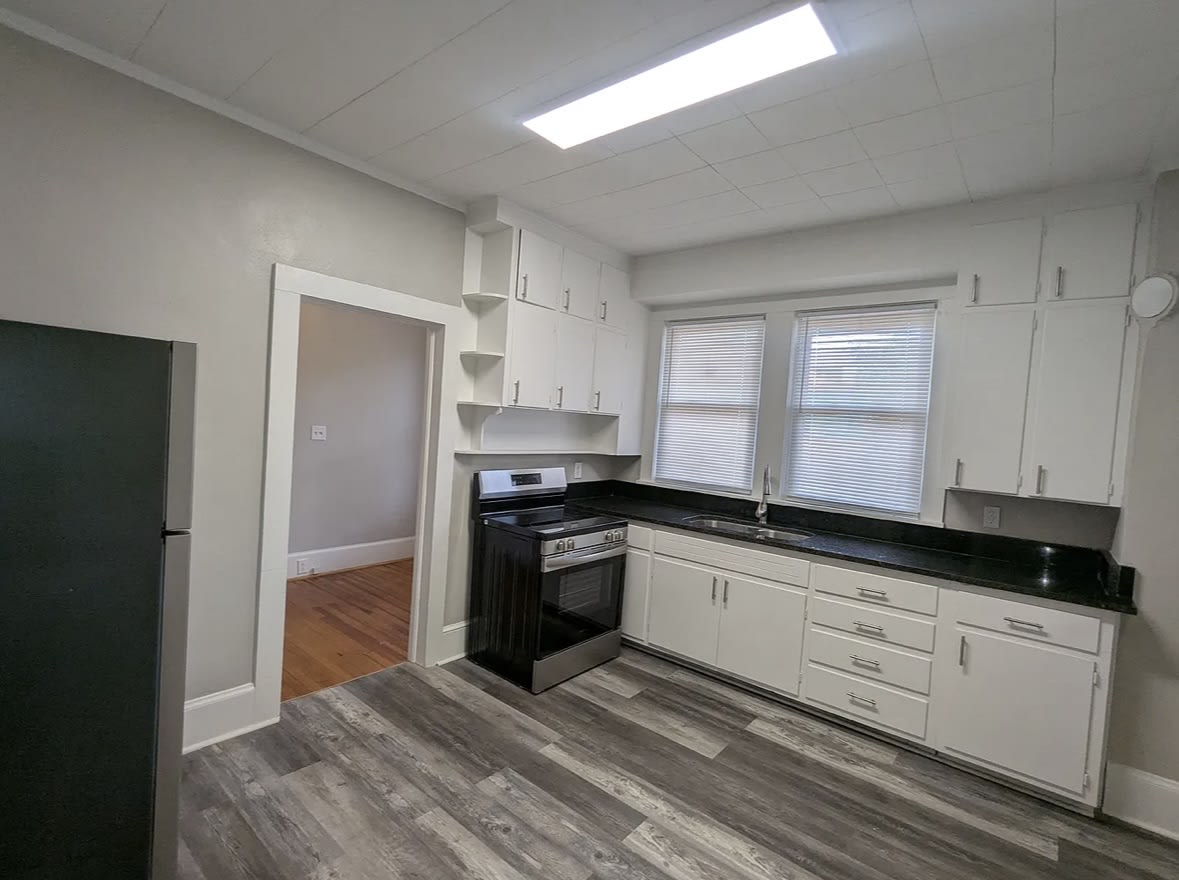 606 Park Avenue – photo 5