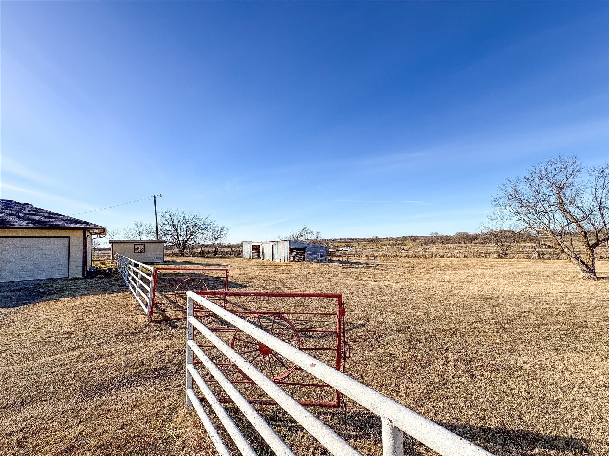 416 N Arizona Street – photo 2