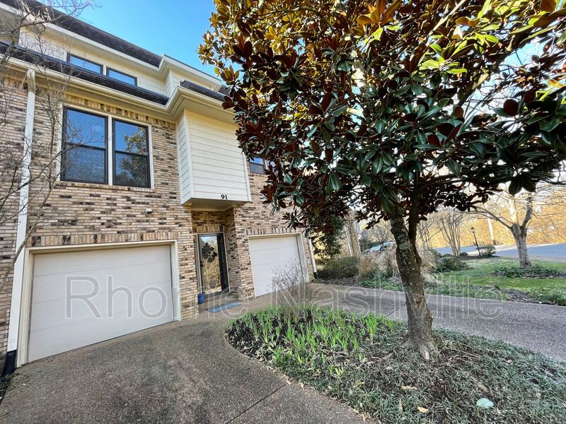 401 Bowling Ave – photo 1
