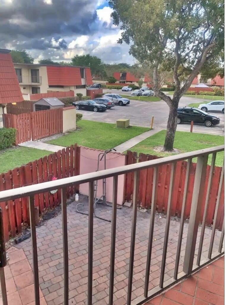 3915 Victoria Drive NE – photo 5