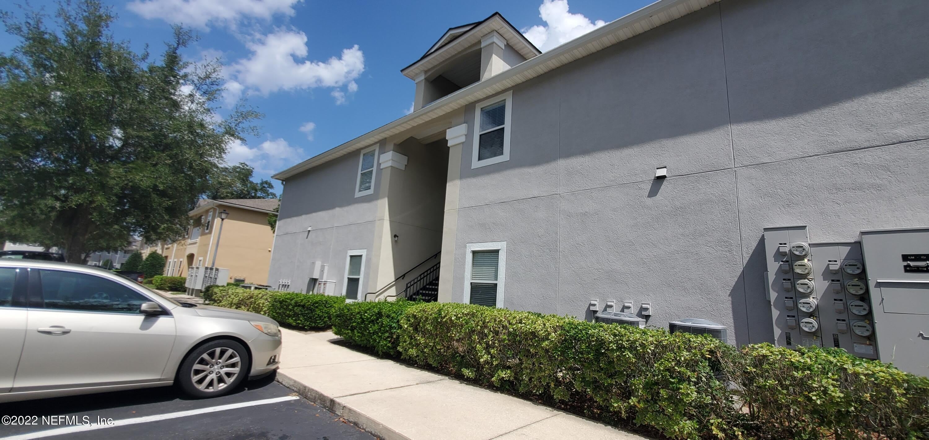 6094 MAGGIES Circle – photo 2
