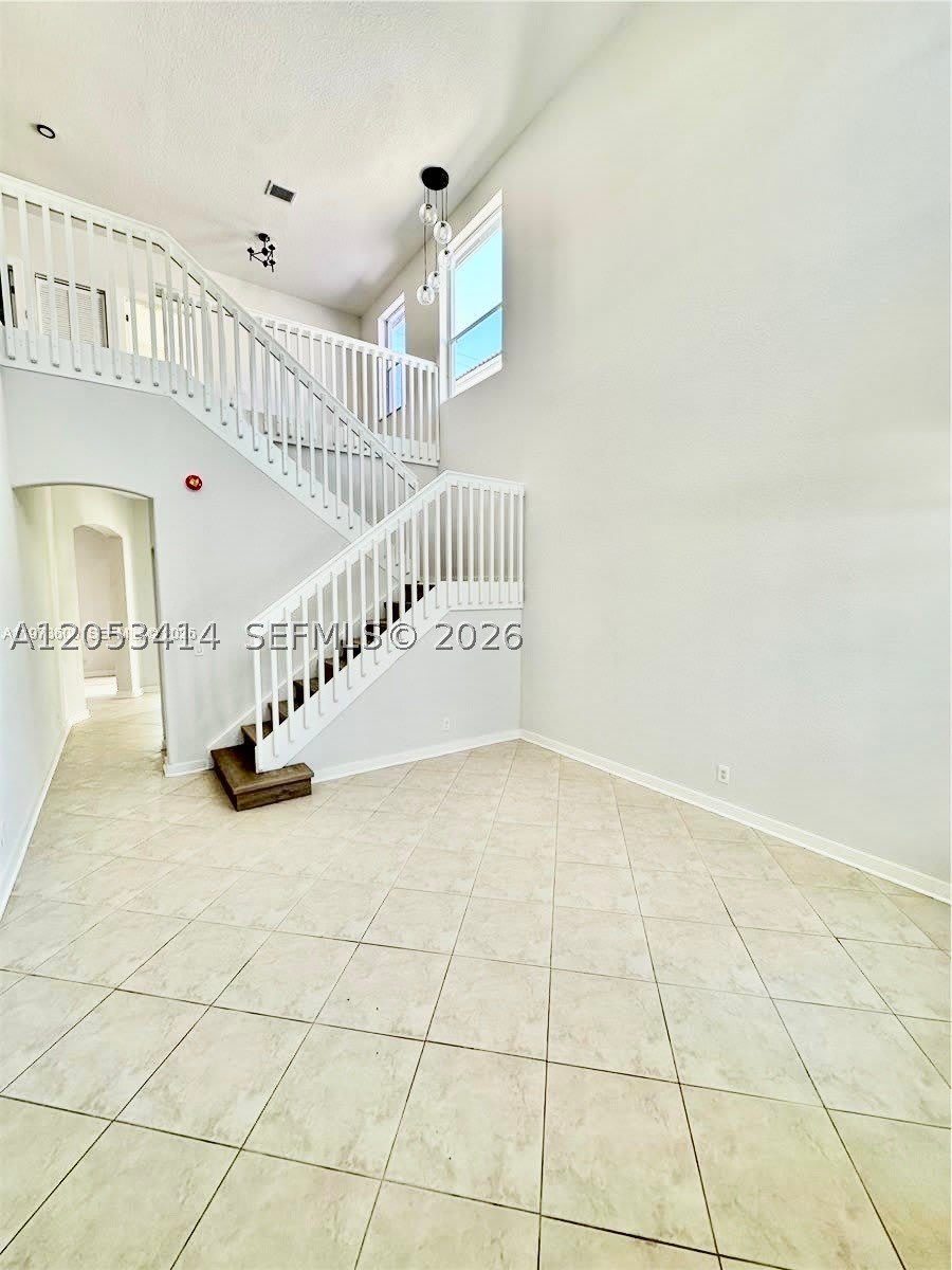 4946 SW 38th Way – photo 2