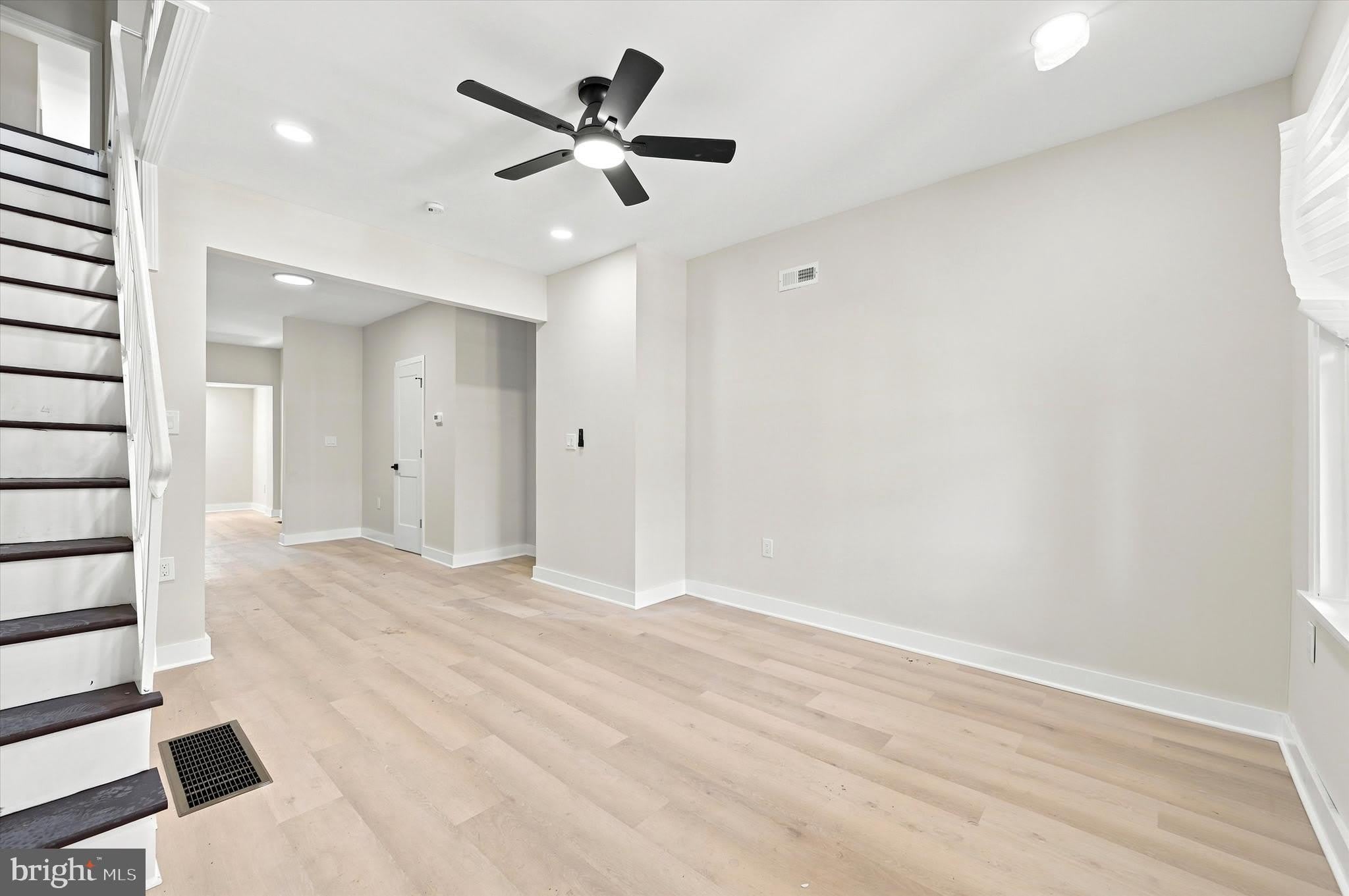 6151 ALGARD Street – photo 2