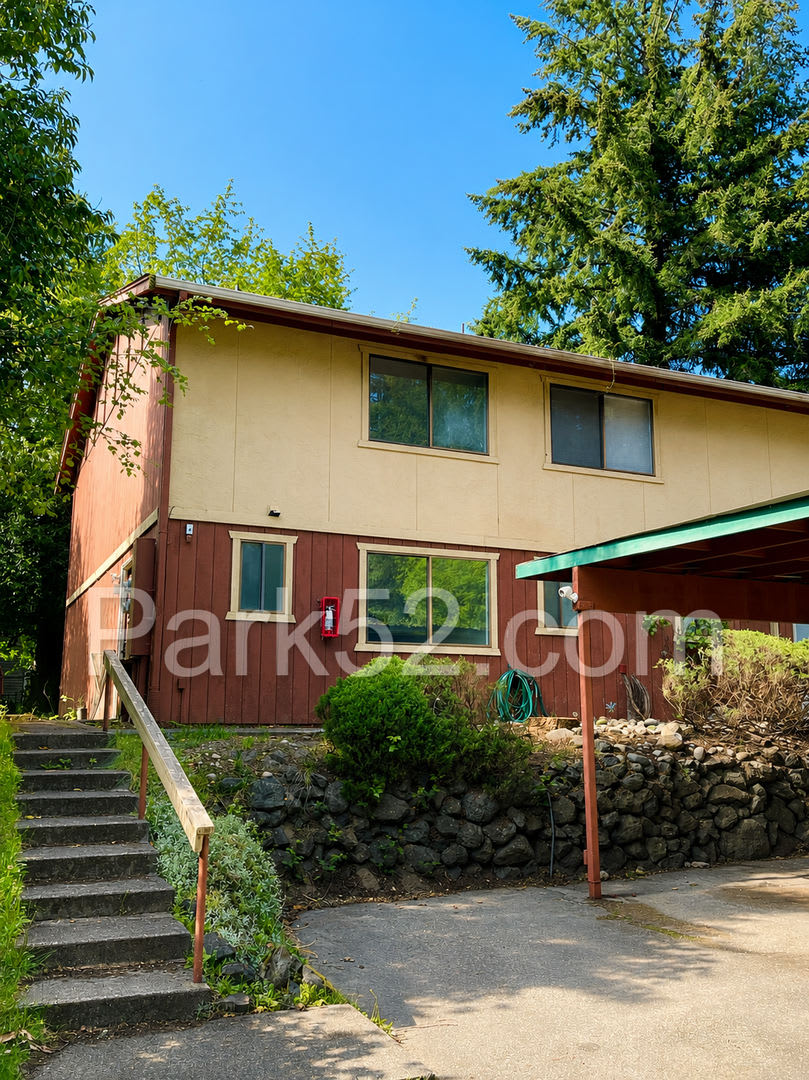 500 Off 1St Full Month Small Pet Friendly Remodeled 2 Bedroom Townhome With Small Yard – photo 2