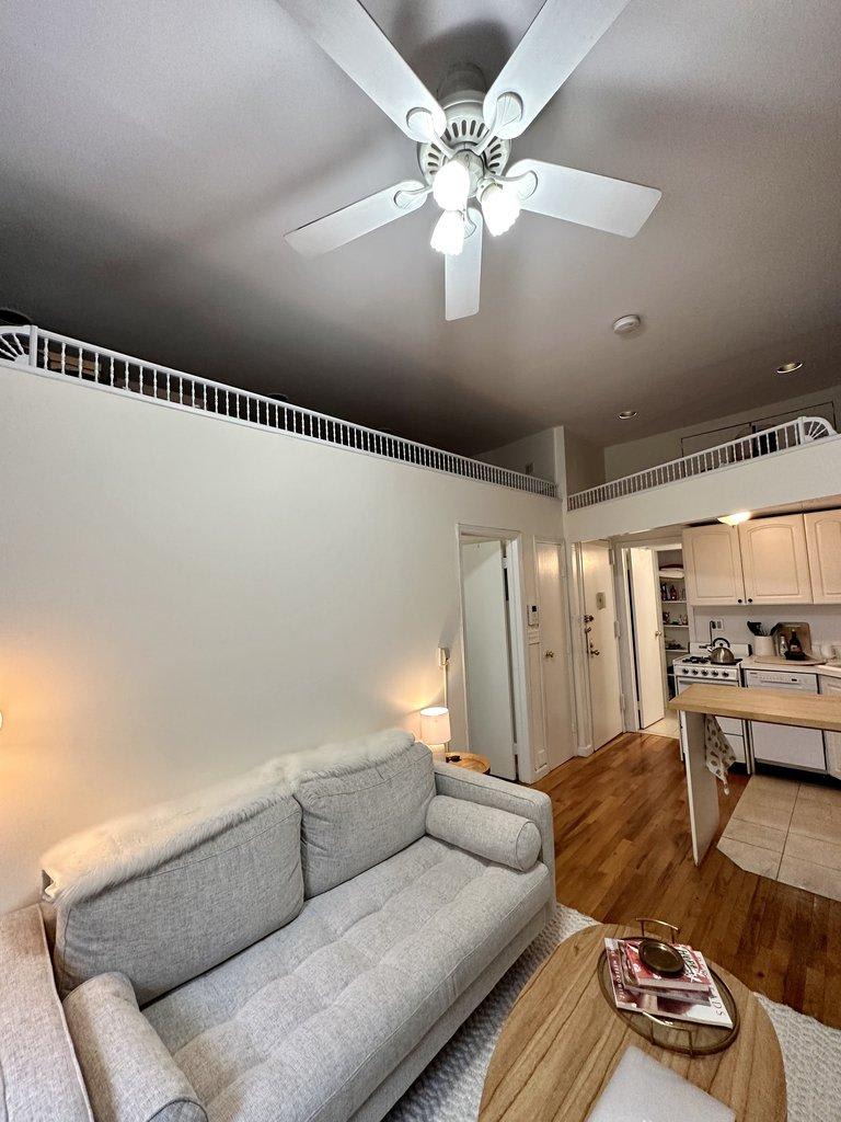 73 West 68th Street – photo 4