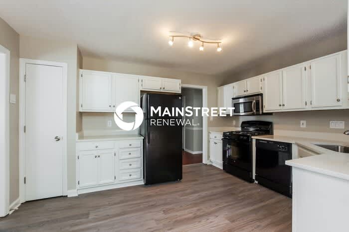 13841 Poppleton Court – photo 5