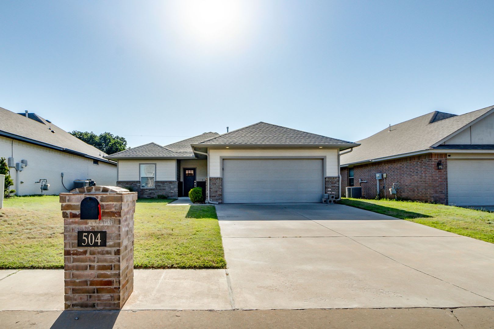 4 Bedroom 2 Bath Home In Edmond See Contact Info Below – photo 1