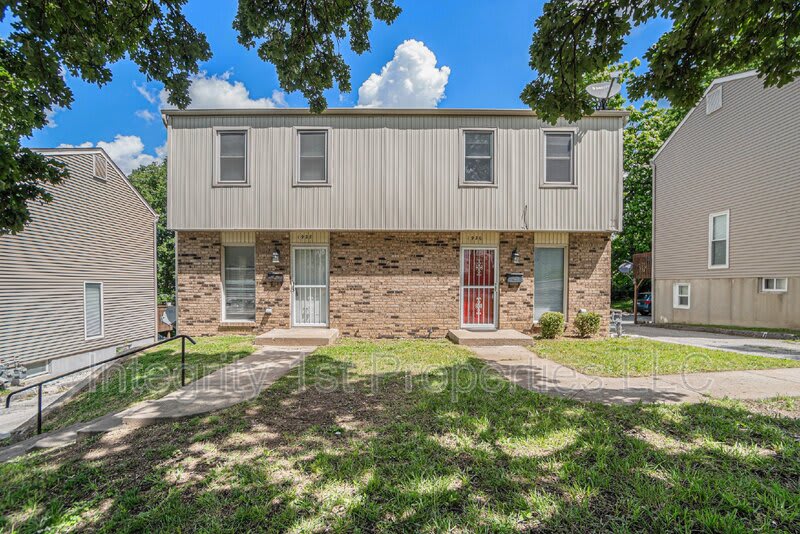 1926 West 36 Avenue – photo 4