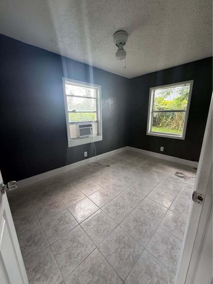 2960 CHICKAMAUGA Avenue – photo 4