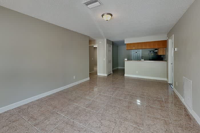 1721 2Nd Street Southeast – photo 4