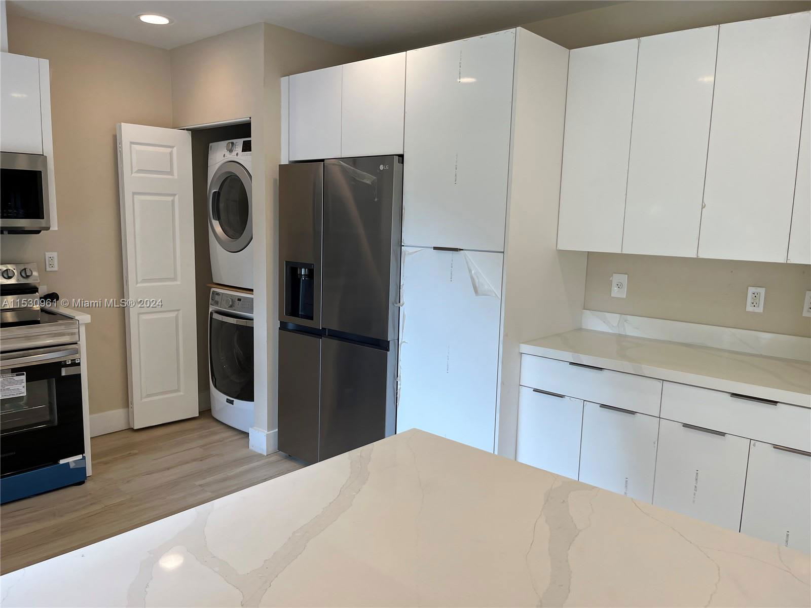 550 Northeast 174th Street – photo 4