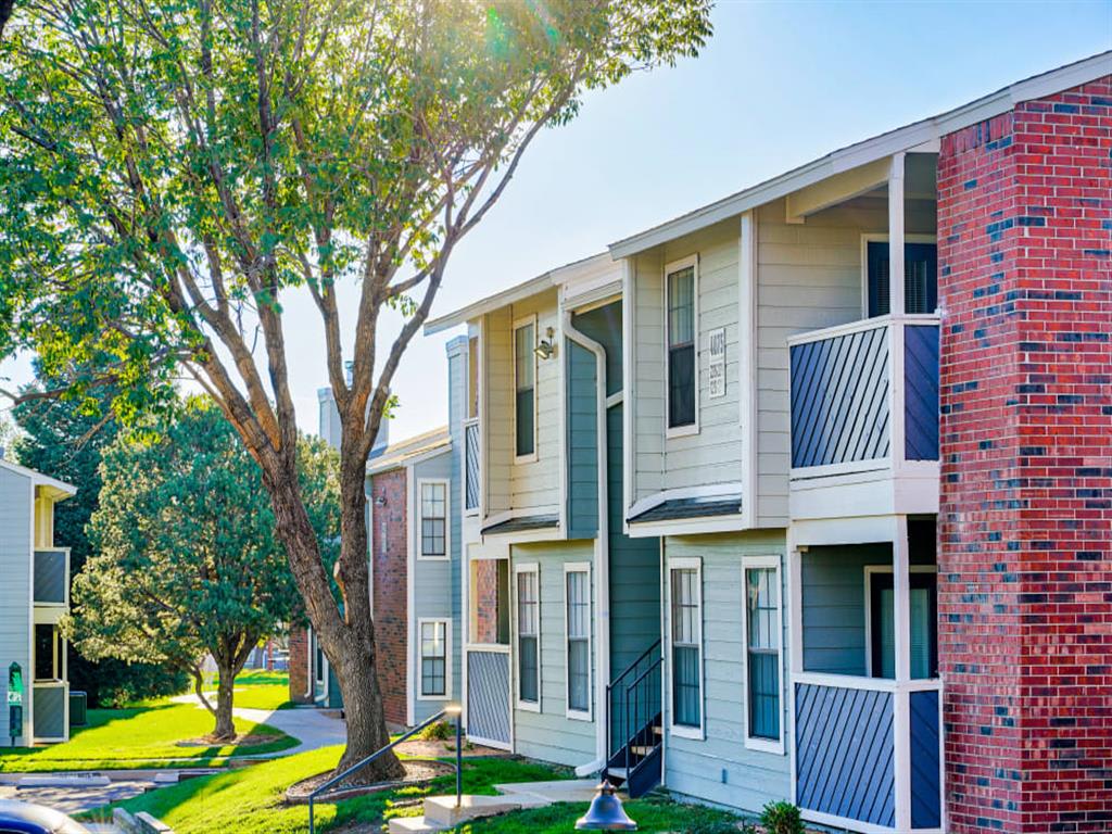 Mountain View Apartment Homes – photo 3
