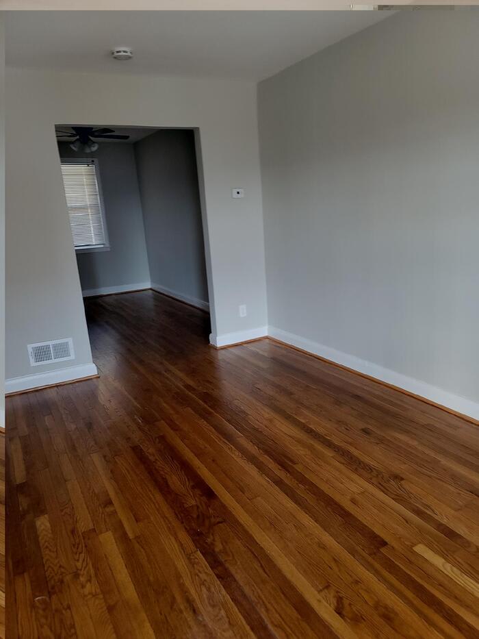 6102 Cardiff Avenue – photo 3