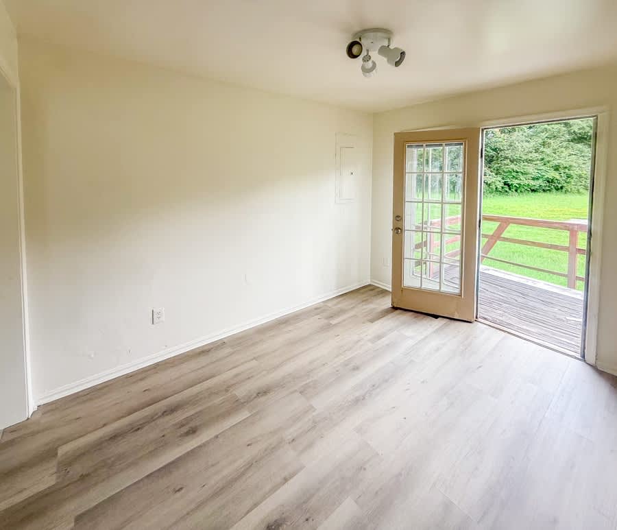 520 Lancaster Creek Rd – photo 4