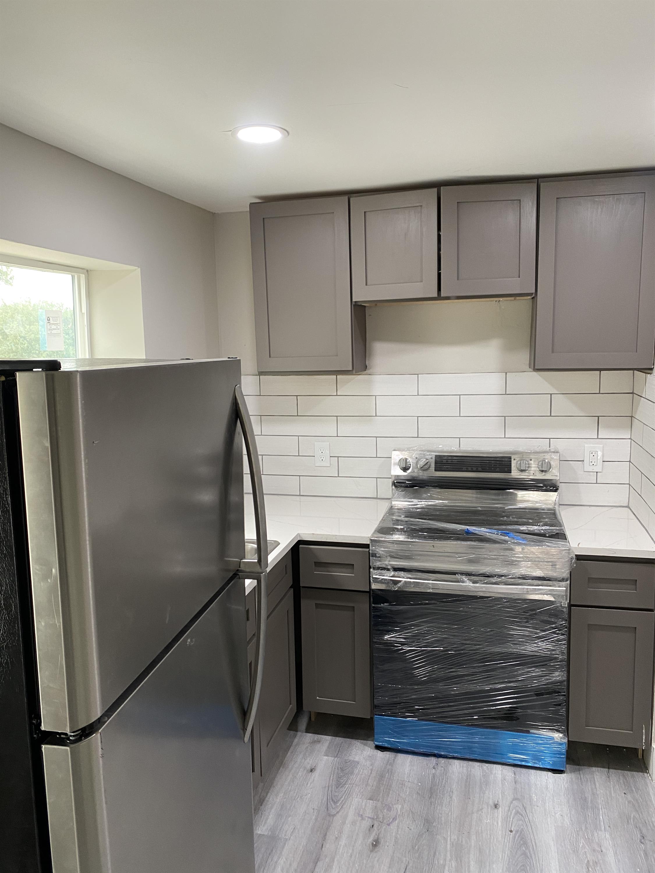 521 East Jackson Street A – photo 3