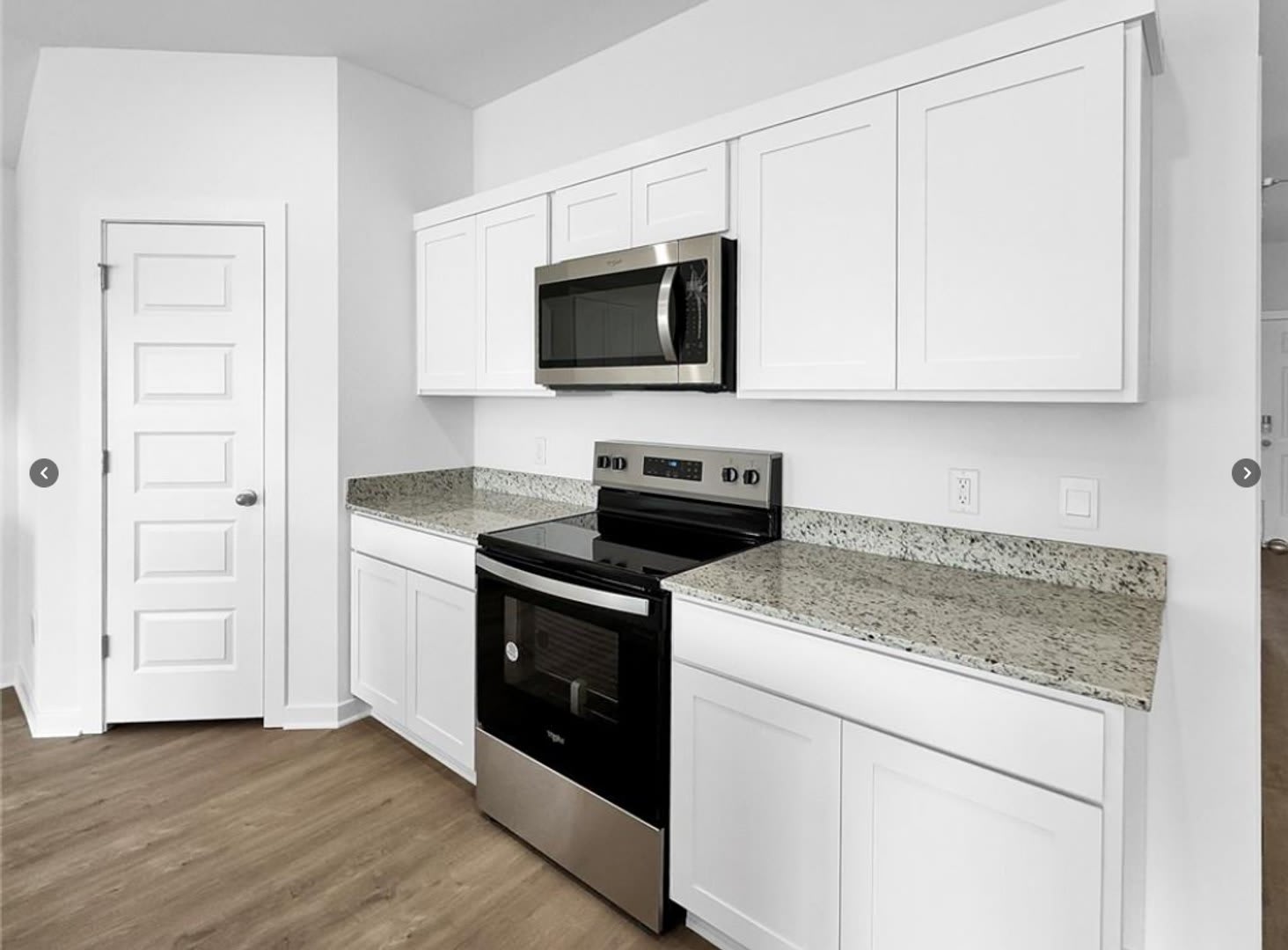 Charming New Construction in beautiful Prairie Grove! – photo 3