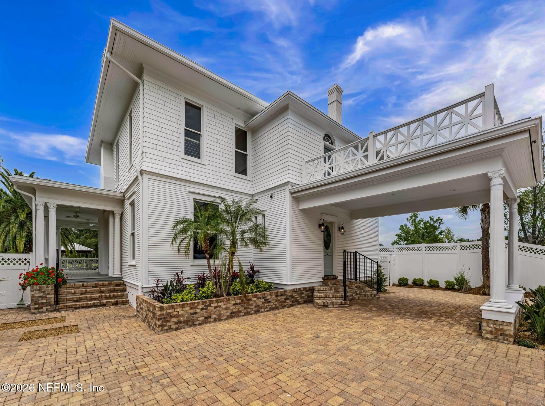 289 N ROSCOE Boulevard – photo 4