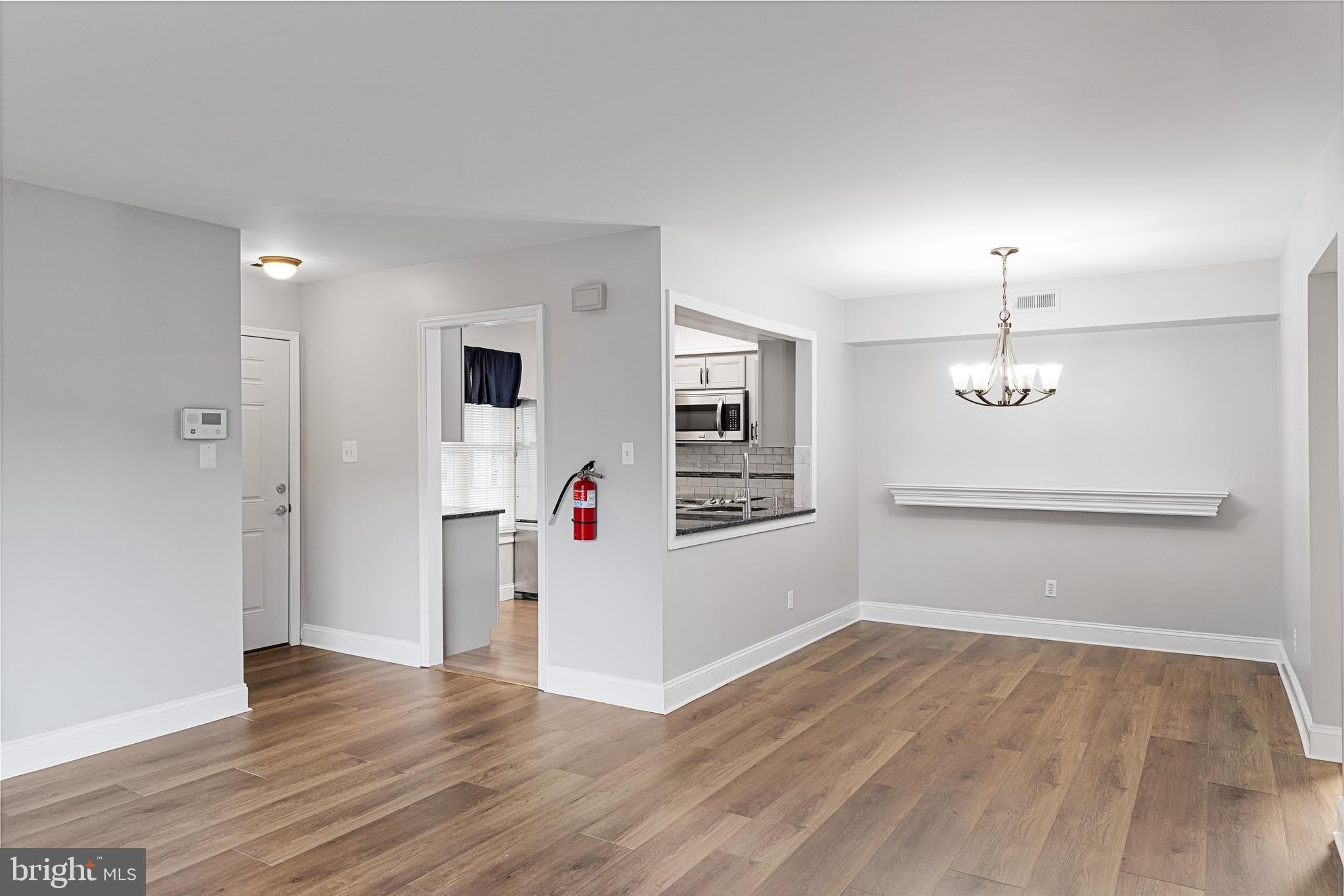 380-A DELANCEY Place – photo 5