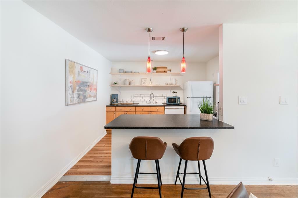 1800 Winsted Lane – photo 5