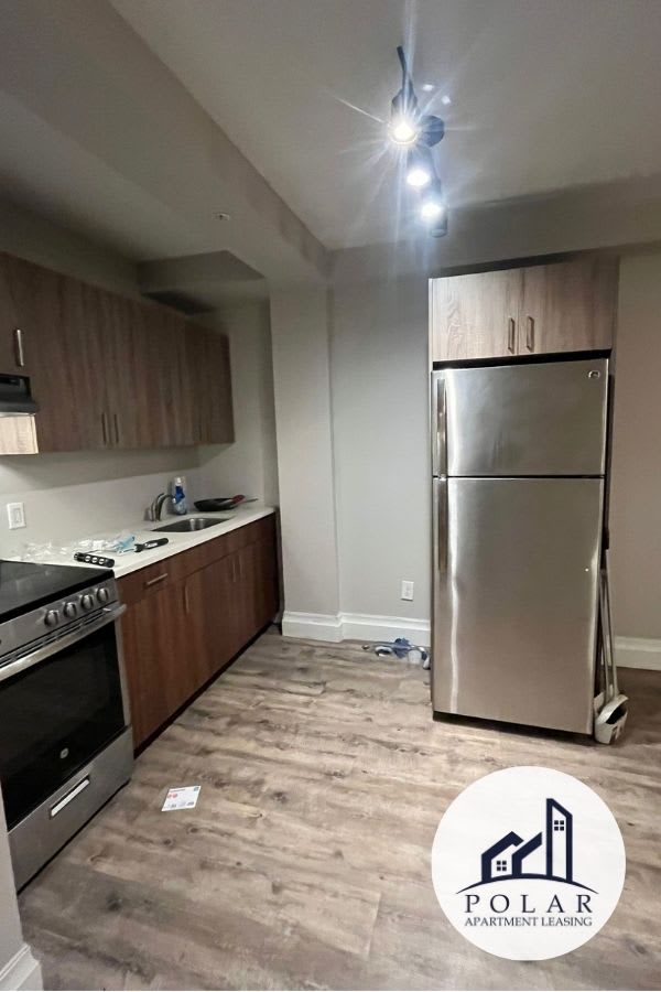 106 N Grove St – photo 1
