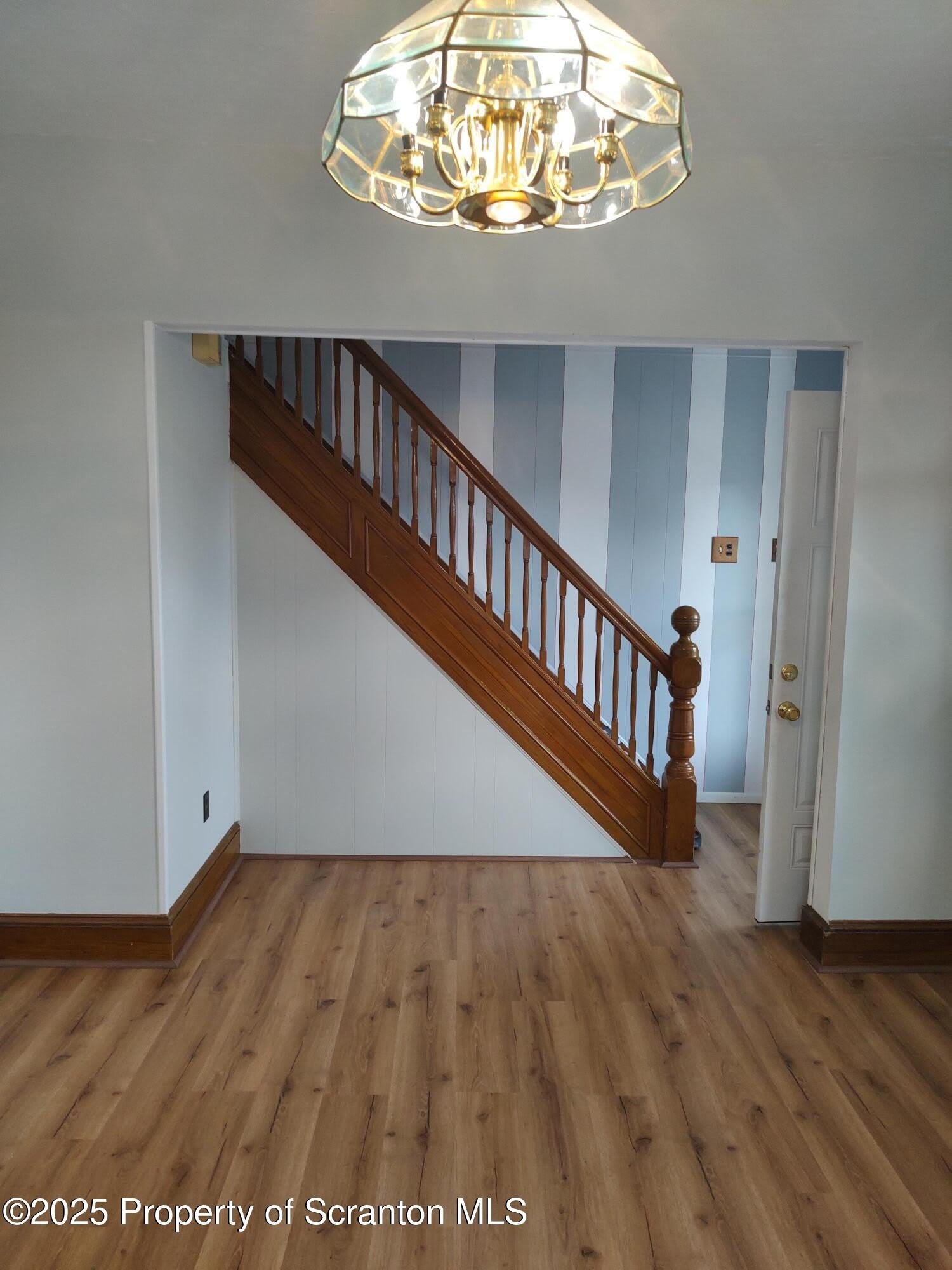 1023 Carmalt Street – photo 4