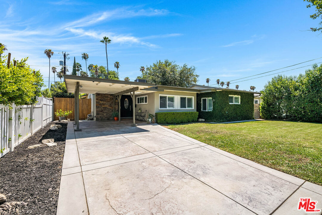 17150 Cantlay Street – photo 1
