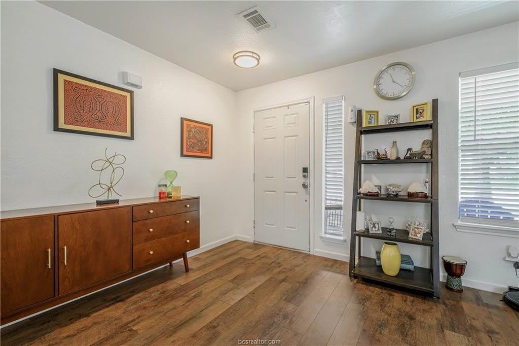 15236 Faircrest Drive – photo 4