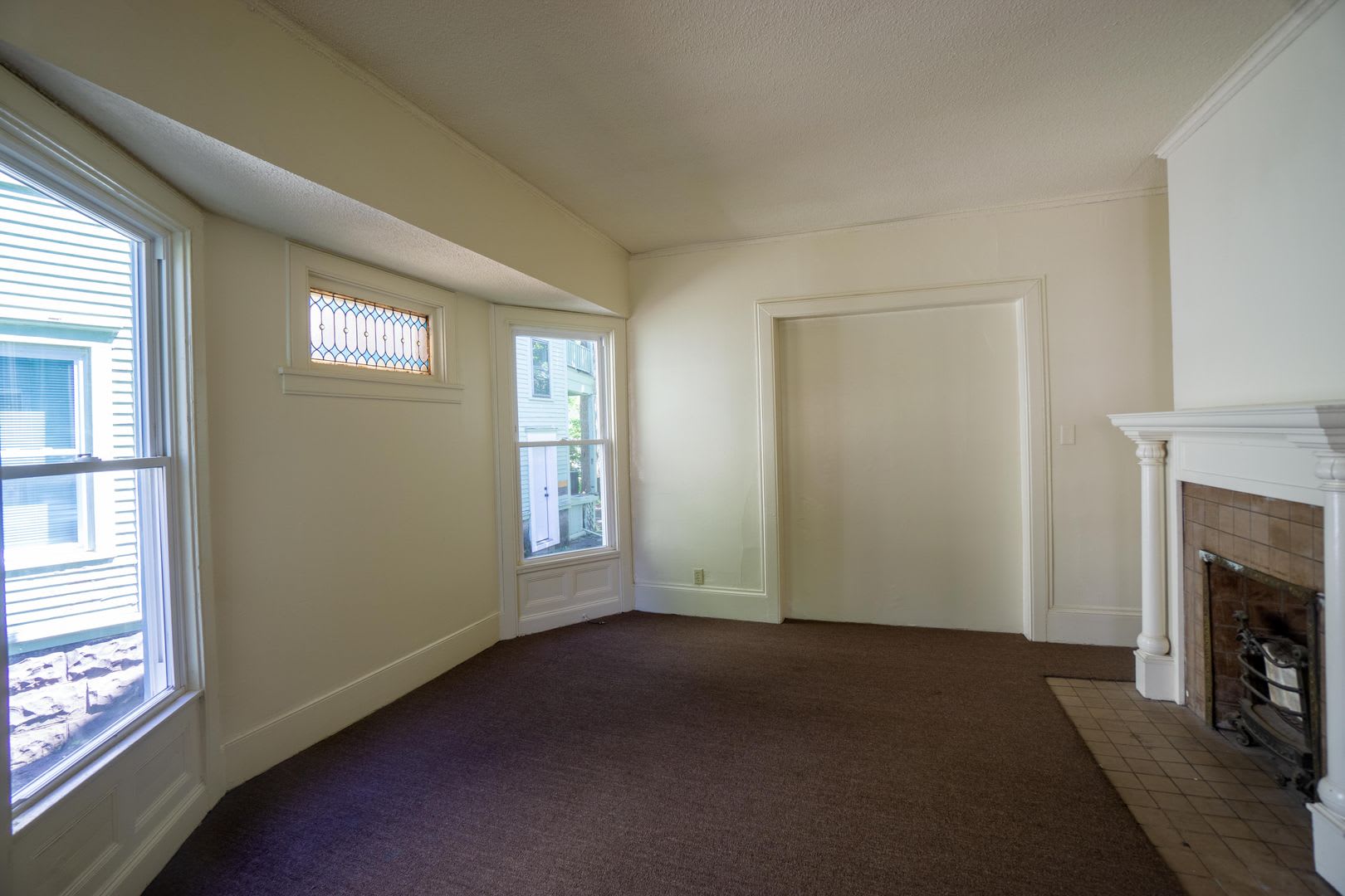 126 Harvard Pl – photo 4