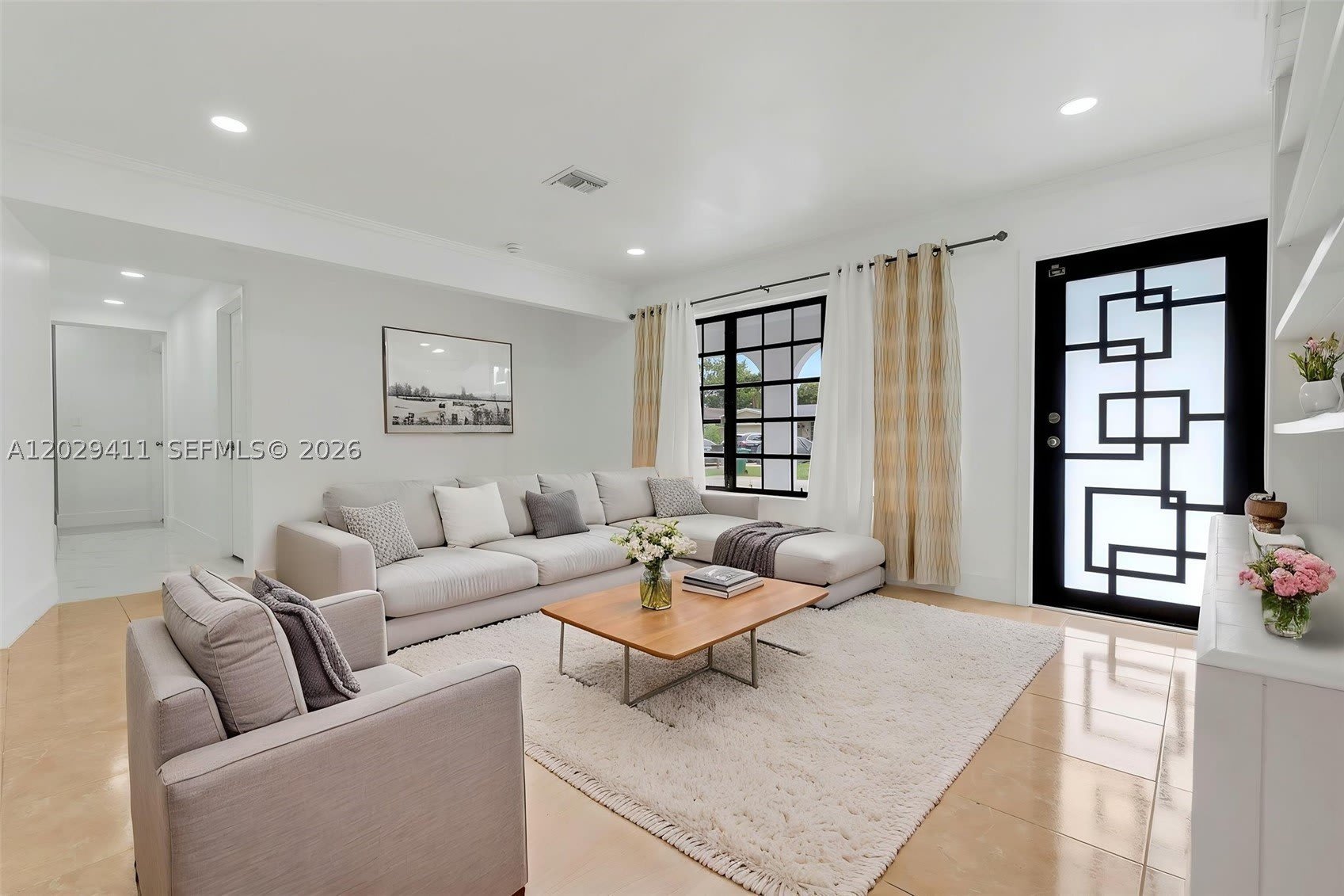 6101 SW 24th St – photo 2