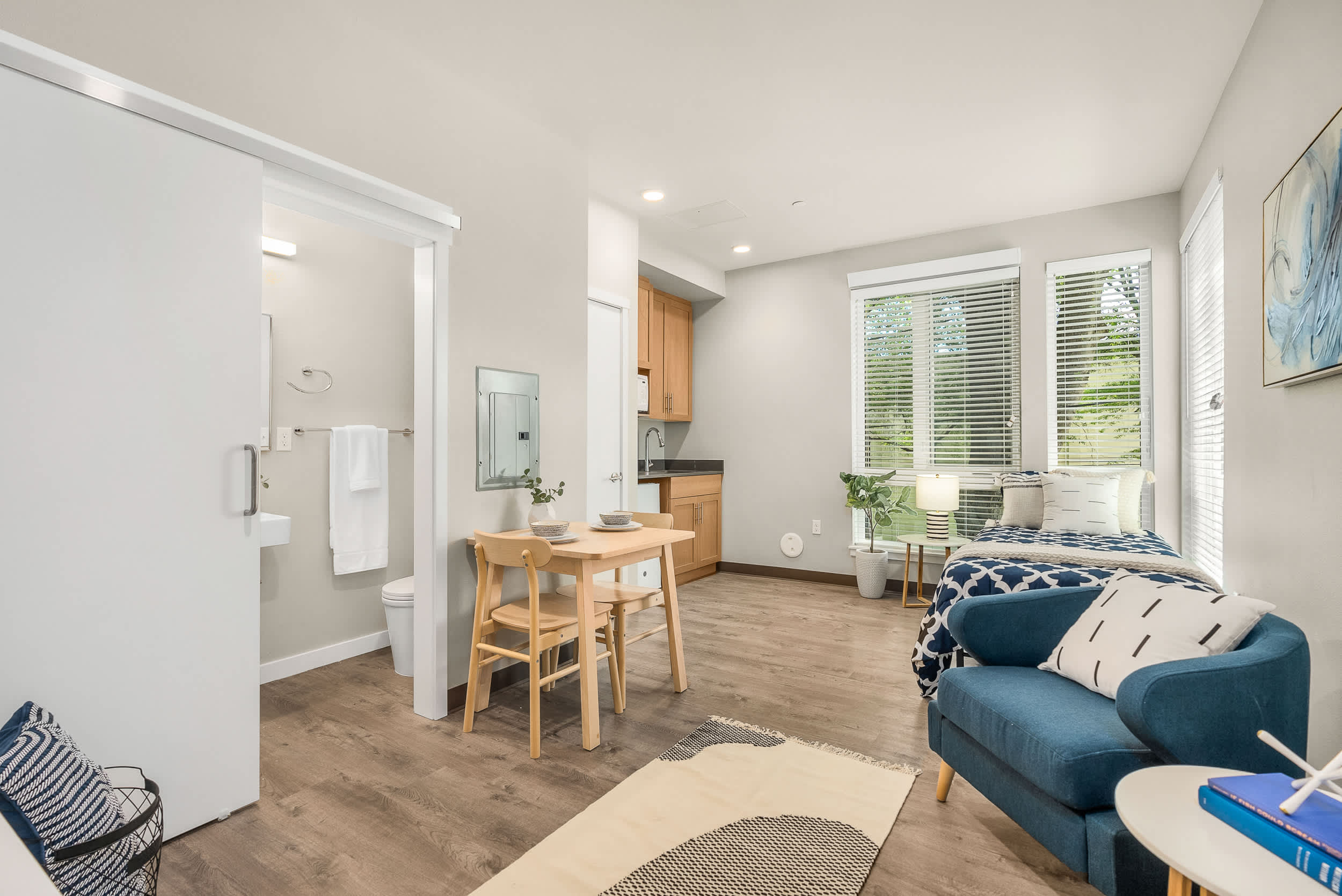 4029 Rainier – photo 1