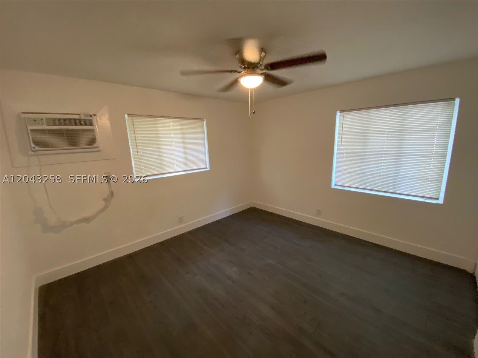 1842 Madison St – photo 5