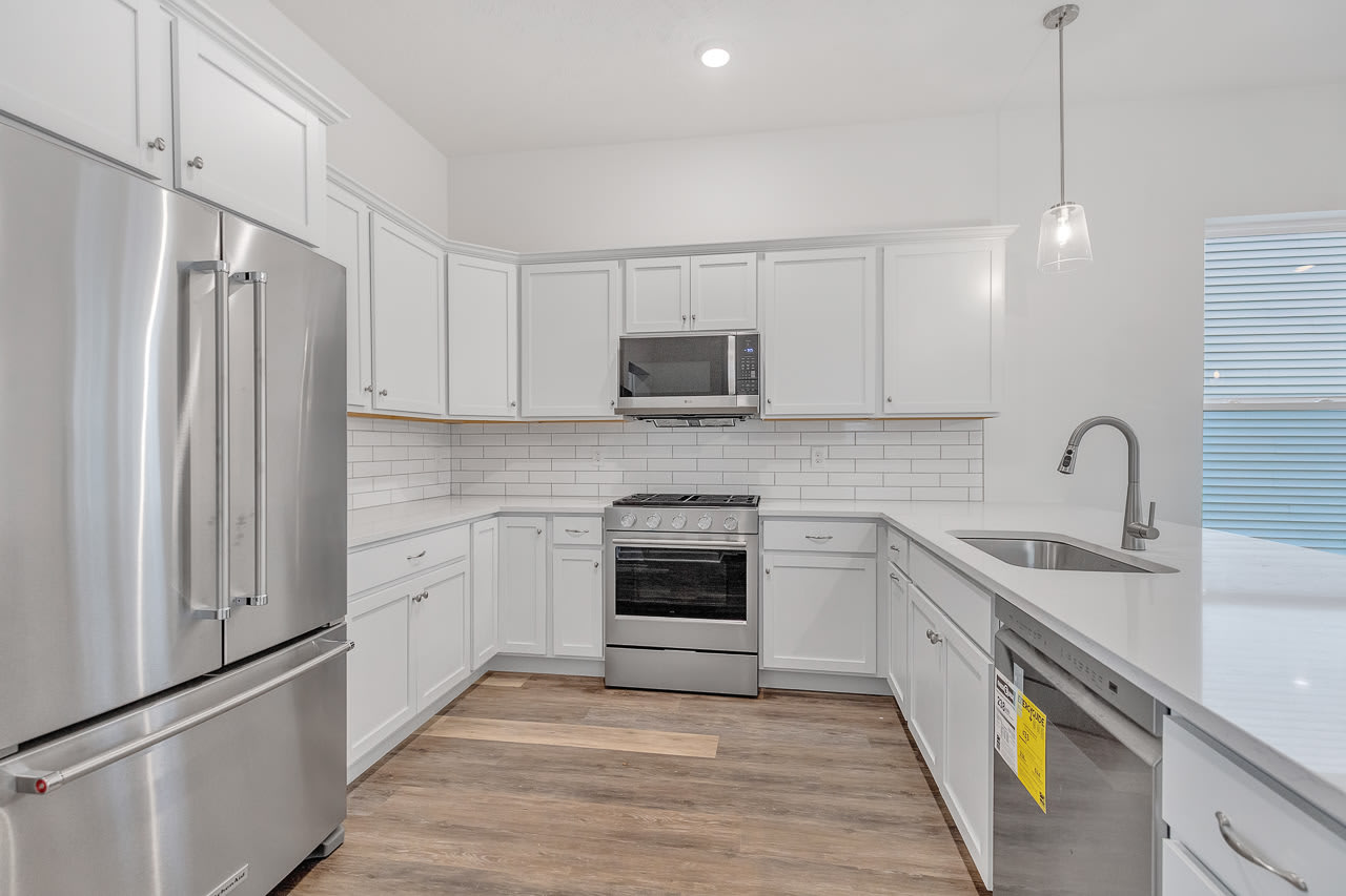 2253 E 97th St – photo 2