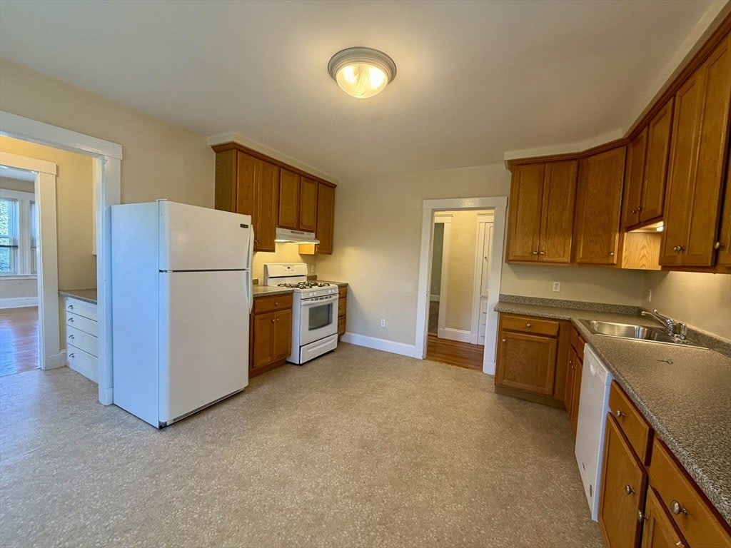 6 Silver Lake Ave – photo 4